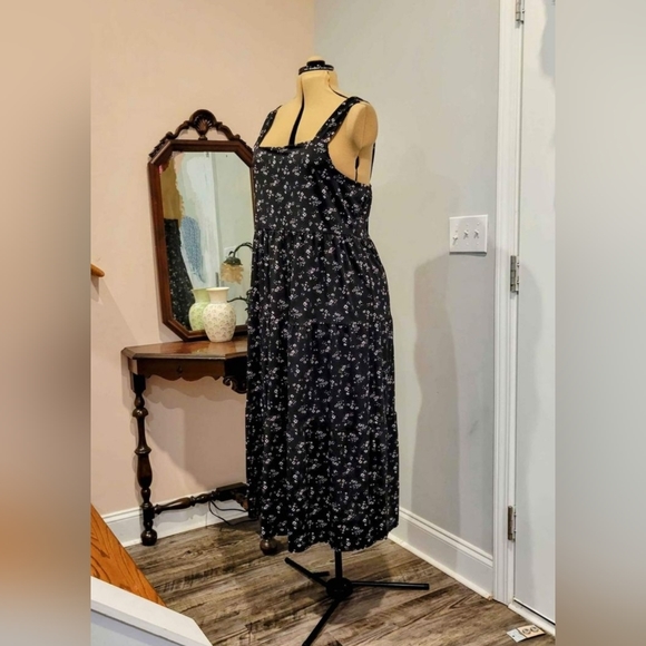 NEW 3X Long Blk Floral Dress - Picture 5 of 9